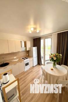 1-к квартира, посуточно, 38м2, 6/17 этаж