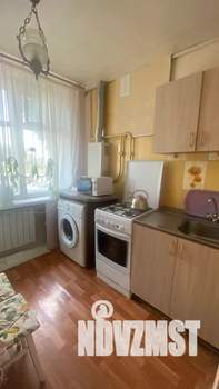 1-к квартира, посуточно, 29м2, 2/3 этаж