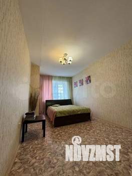 1-к квартира, посуточно, 47м2, 1/1 этаж