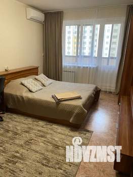 1-к квартира, посуточно, 38м2, 6/10 этаж