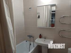 1-к квартира, посуточно, 34м2, 20/25 этаж