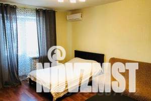 1-к квартира, посуточно, 40м2, 4/10 этаж