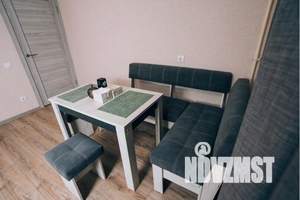 1-к квартира, посуточно, 40м2, 3/25 этаж