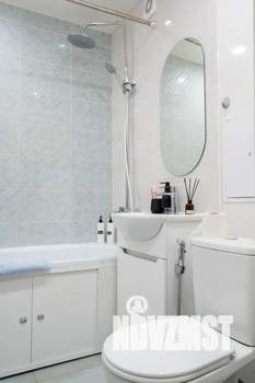 Студия квартира, посуточно, 35м2, 3/5 этаж
