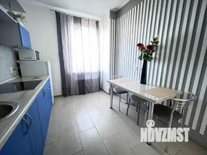 1-к квартира, посуточно, 39м2, 9/15 этаж