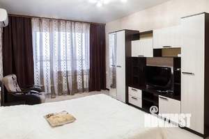 1-к квартира, посуточно, 50м2, 1/1 этаж