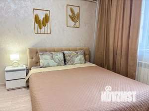 1-к квартира, посуточно, 40м2, 11/16 этаж