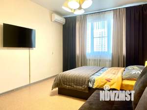 1-к квартира, посуточно, 40м2, 9/17 этаж