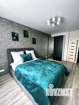 1-к квартира, посуточно, 49м2, 10/25 этаж