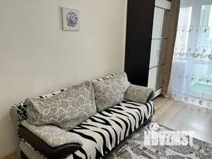 Студия квартира, посуточно, 27м2, 5/10 этаж