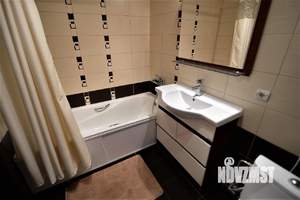 1-к квартира, посуточно, 48м2, 1/1 этаж