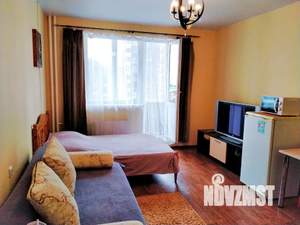 1-к квартира, посуточно, 35м2, 8/18 этаж