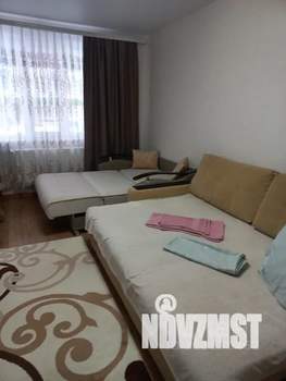 1-к квартира, посуточно, 38м2, 1/17 этаж