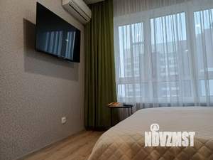 1-к квартира, посуточно, 34м2, 20/25 этаж