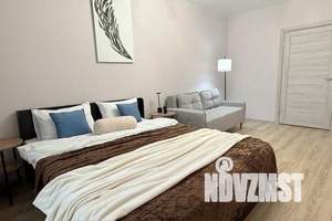 1-к квартира, посуточно, 40м2, 13/20 этаж