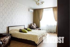 1-к квартира, посуточно, 50м2, 8/25 этаж