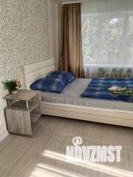 1-к квартира, посуточно, 35м2, 3/5 этаж