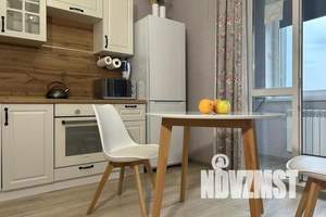 1-к квартира, посуточно, 34м2, 8/22 этаж