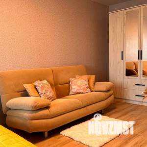 1-к квартира, посуточно, 42м2, 7/16 этаж