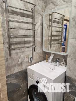 Студия квартира, посуточно, 36м2, 2/18 этаж