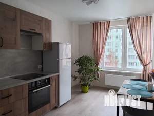 2-к квартира, посуточно, 58м2, 3/25 этаж