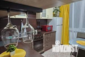 1-к квартира, посуточно, 40м2, 10/17 этаж