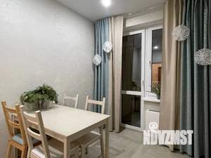 1-к квартира, посуточно, 42м2, 5/25 этаж