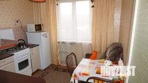 1-к квартира, посуточно, 37м2, 4/9 этаж