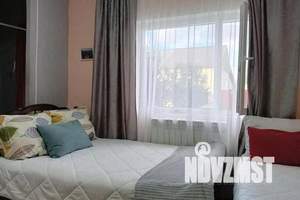 1-к квартира, посуточно, 35м2, 1/2 этаж