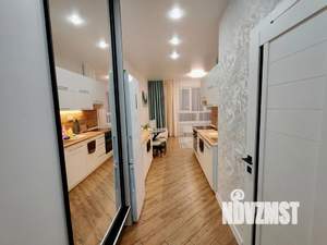 Студия квартира, посуточно, 35м2, 3/13 этаж