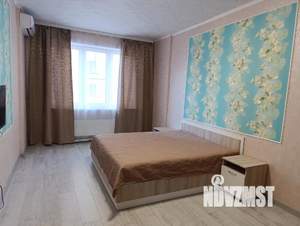 1-к квартира, посуточно, 45м2, 3/25 этаж