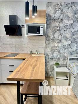 Студия квартира, посуточно, 25м2, 11/19 этаж