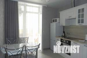 1-к квартира, посуточно, 50м2, 5/25 этаж