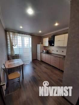 1-к квартира, посуточно, 52м2, 1/1 этаж