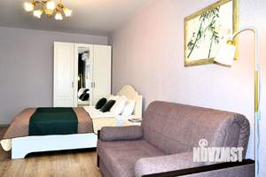 1-к квартира, посуточно, 42м2, 1/1 этаж
