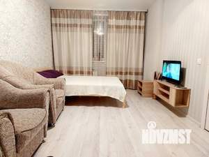 1-к квартира, посуточно, 32м2, 7/16 этаж