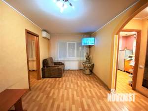 2-к квартира, посуточно, 44м2, 1/1 этаж