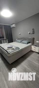 2-к квартира, посуточно, 60м2, 8/17 этаж