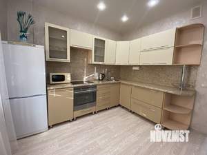 1-к квартира, посуточно, 40м2, 11/16 этаж