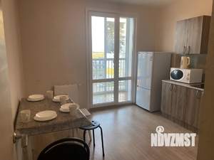 1-к квартира, посуточно, 38м2, 9/18 этаж