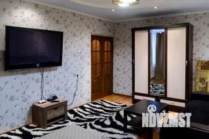 1-к квартира, посуточно, 42м2, 2/10 этаж