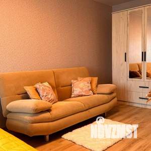 1-к квартира, посуточно, 42м2, 1/1 этаж