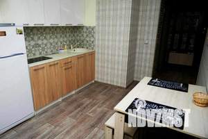 1-к квартира, посуточно, 40м2, 5/15 этаж