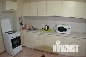 3-к квартира, посуточно, 97м2, 7/15 этаж