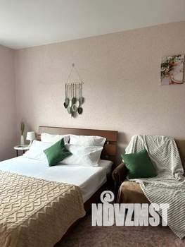 1-к квартира, посуточно, 40м2, 8/17 этаж