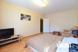 1-к квартира, посуточно, 40м2, 7/10 этаж