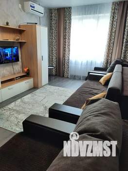 1-к квартира, посуточно, 41м2, 8/25 этаж