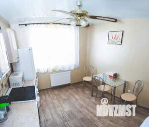 1-к квартира, посуточно, 42м2, 11/19 этаж