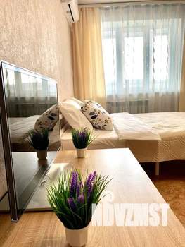 1-к квартира, посуточно, 40м2, 10/17 этаж