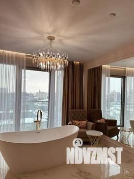 1-к квартира, посуточно, 42м2, 8/18 этаж